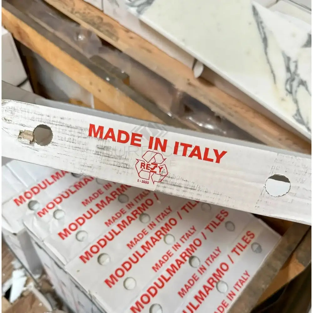 Packaged Arabescato Corchia Elite 18X18 marble tiles for elegant flooring and walls