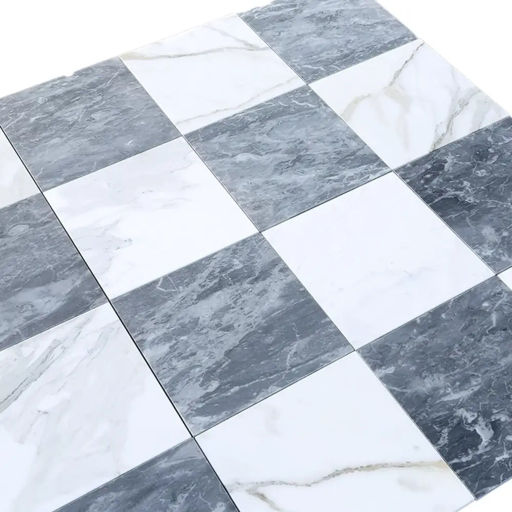Checkerboard Bardiglio Prime and Calacatta Gold marble tile pattern in 18x18 set