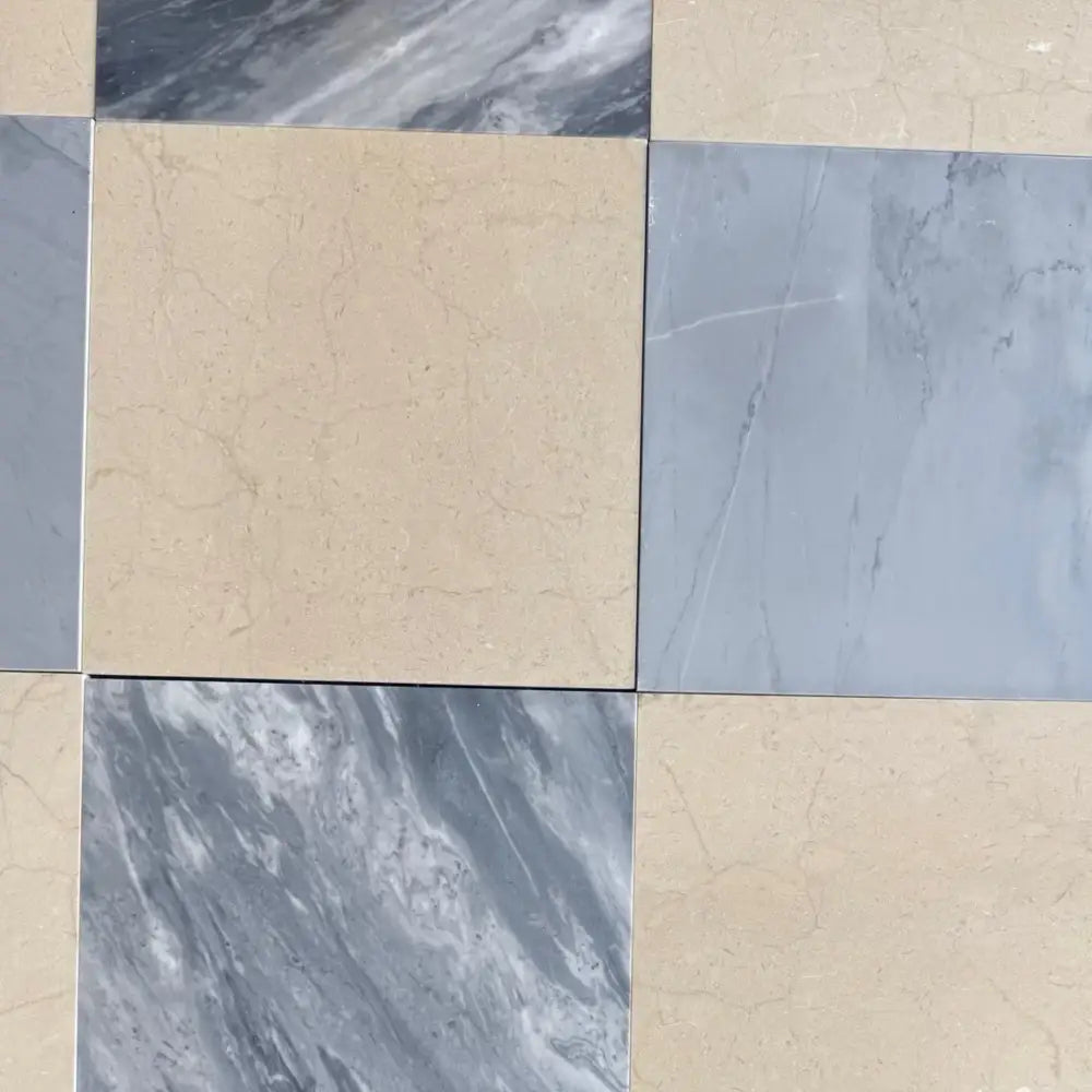 Square marble tiles in Checkerboard Bardiglio Prime and Crema Marfil Set