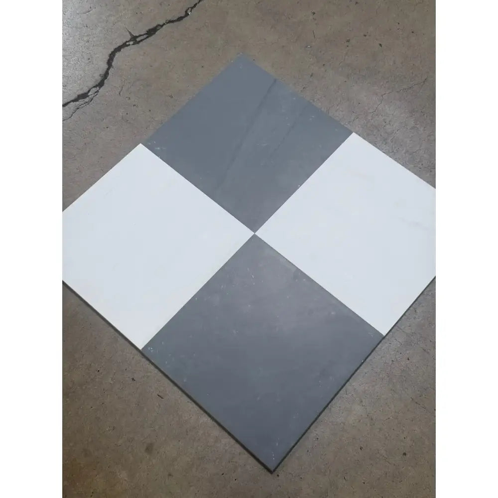 Gray and white diamond-patterned marble tiles from Checkerboard Bardiglio Imperiale and Bianco Dolomite set