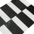 Black and white marble tiles from Siena in Carrara White Royale and Nero Marquina Prestige set