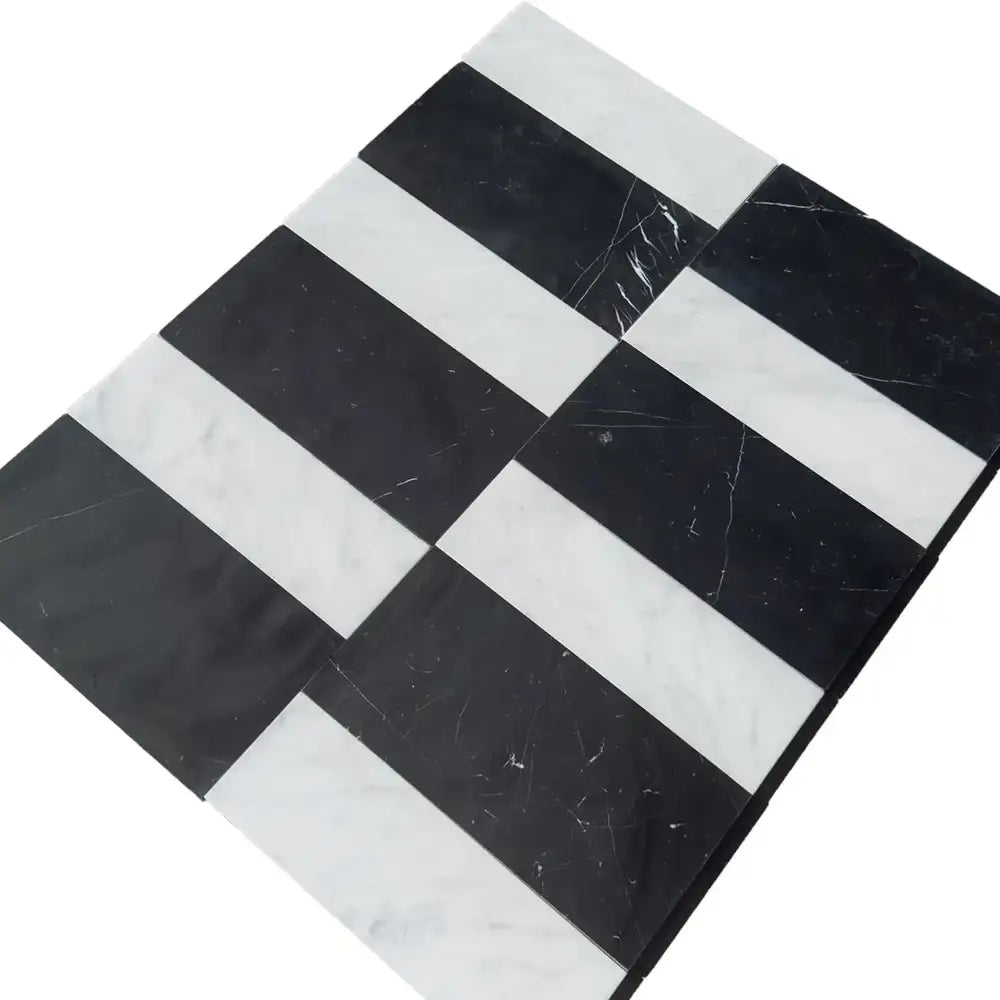 Black and white checkered marble tiles in Siena Carrara White Royale and Nero Marquina set